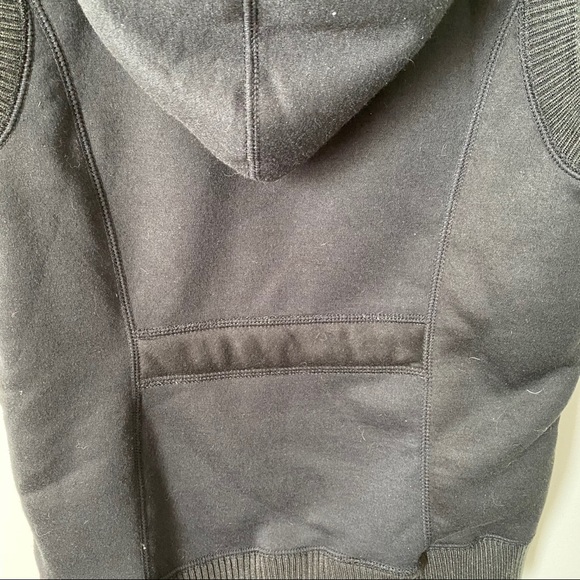 Maurices women’s plaid reversible vest size medium - Picture 6 of 8